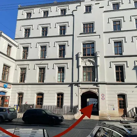 Apartmentsun Loft Art Apartmán *